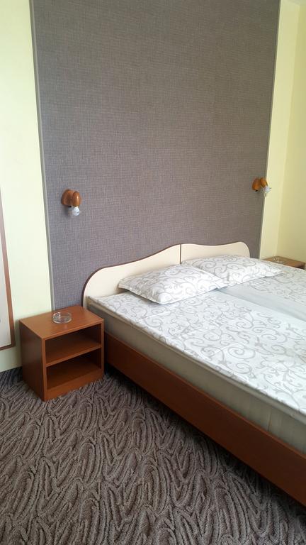Balaton Hotel Napospart Kültér fotó